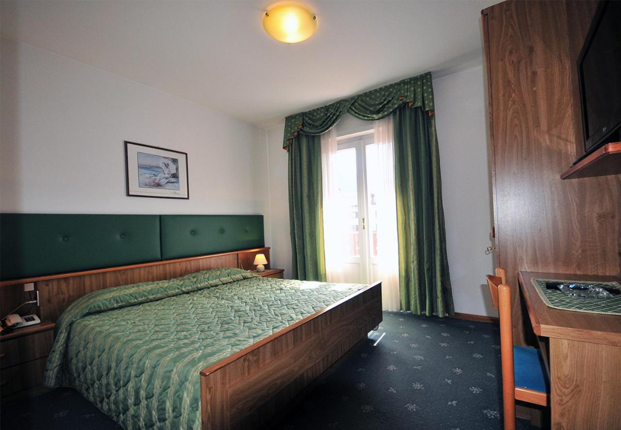 B&B Villa Ursula Моена Екстер'єр фото